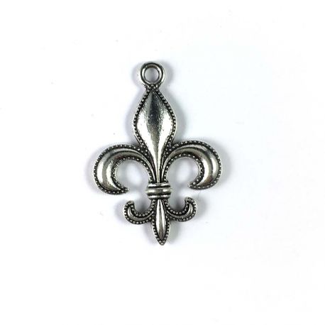 Charm fleur-de-lys