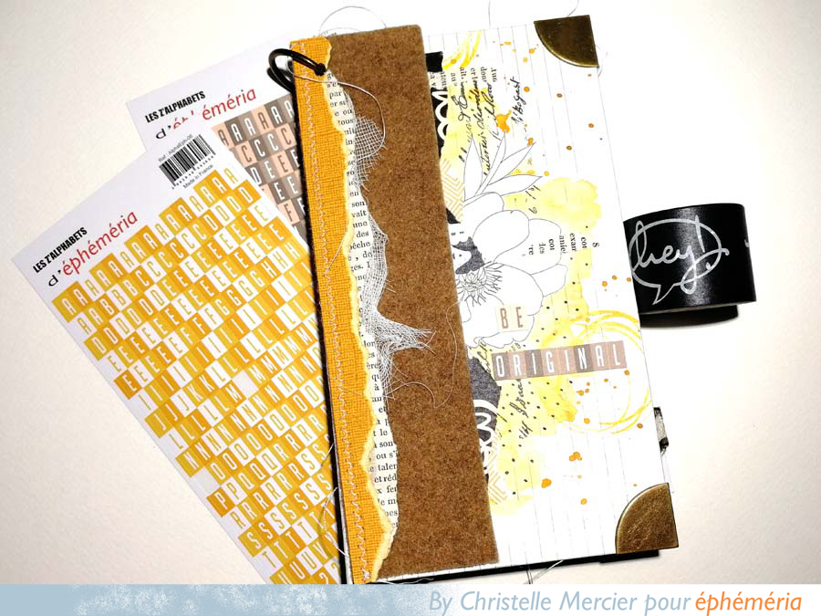 mini album scrapbooking dans les tons de jaune et de kraft par Christelle mercier pour éphéméria