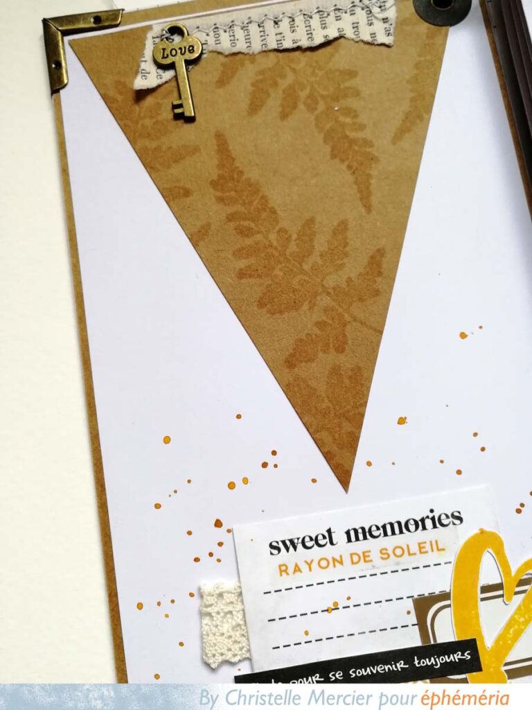 mini album scrapbooking dans les tons de jaune et de kraft par Christelle mercier pour éphéméria
